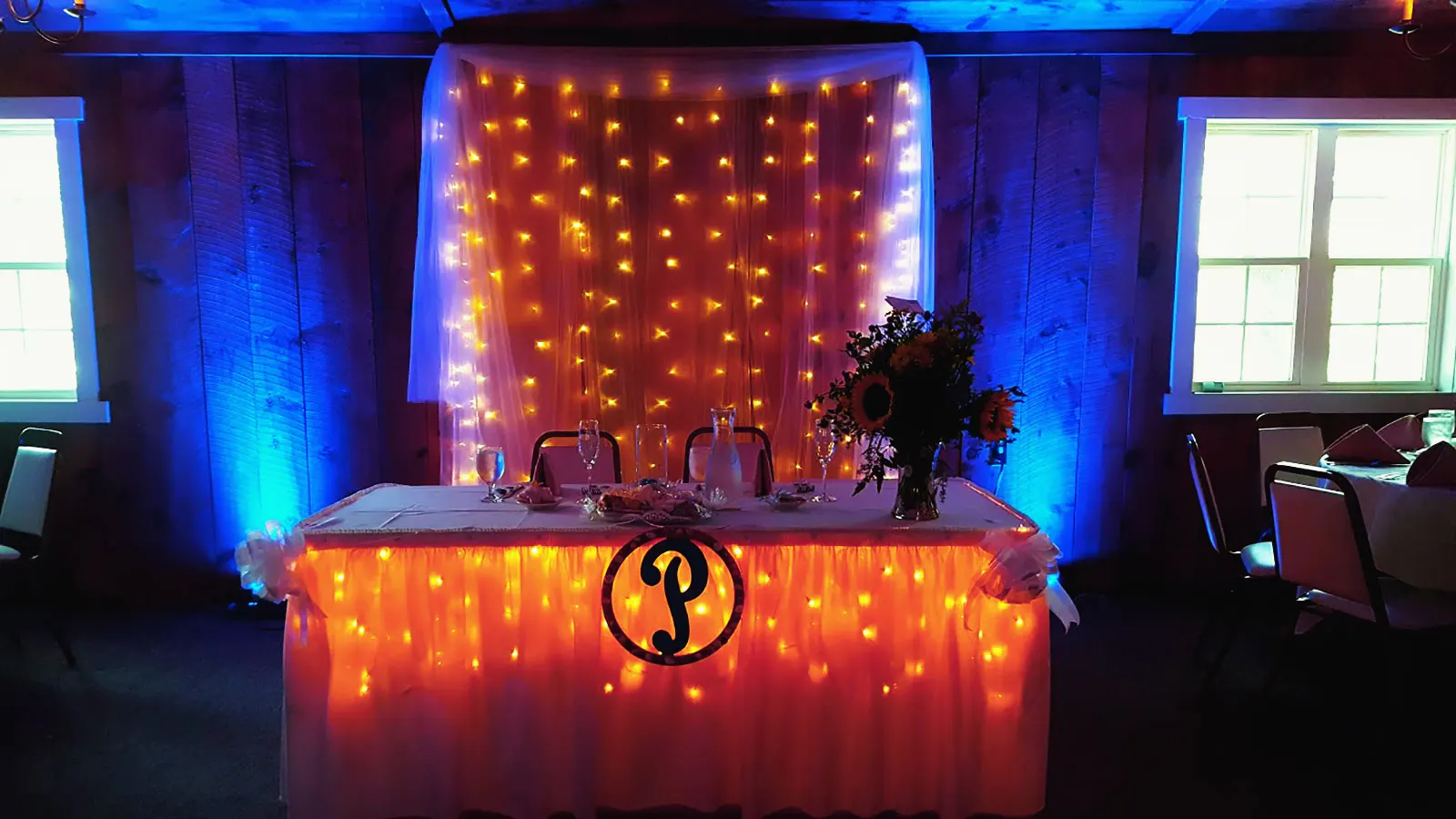 wedding table set up