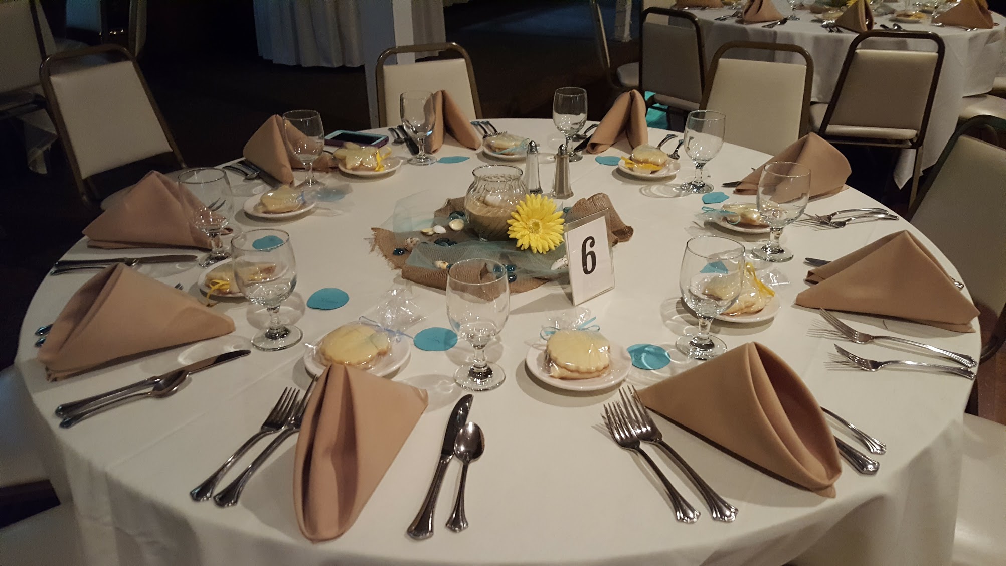 Table setting at wedding reception