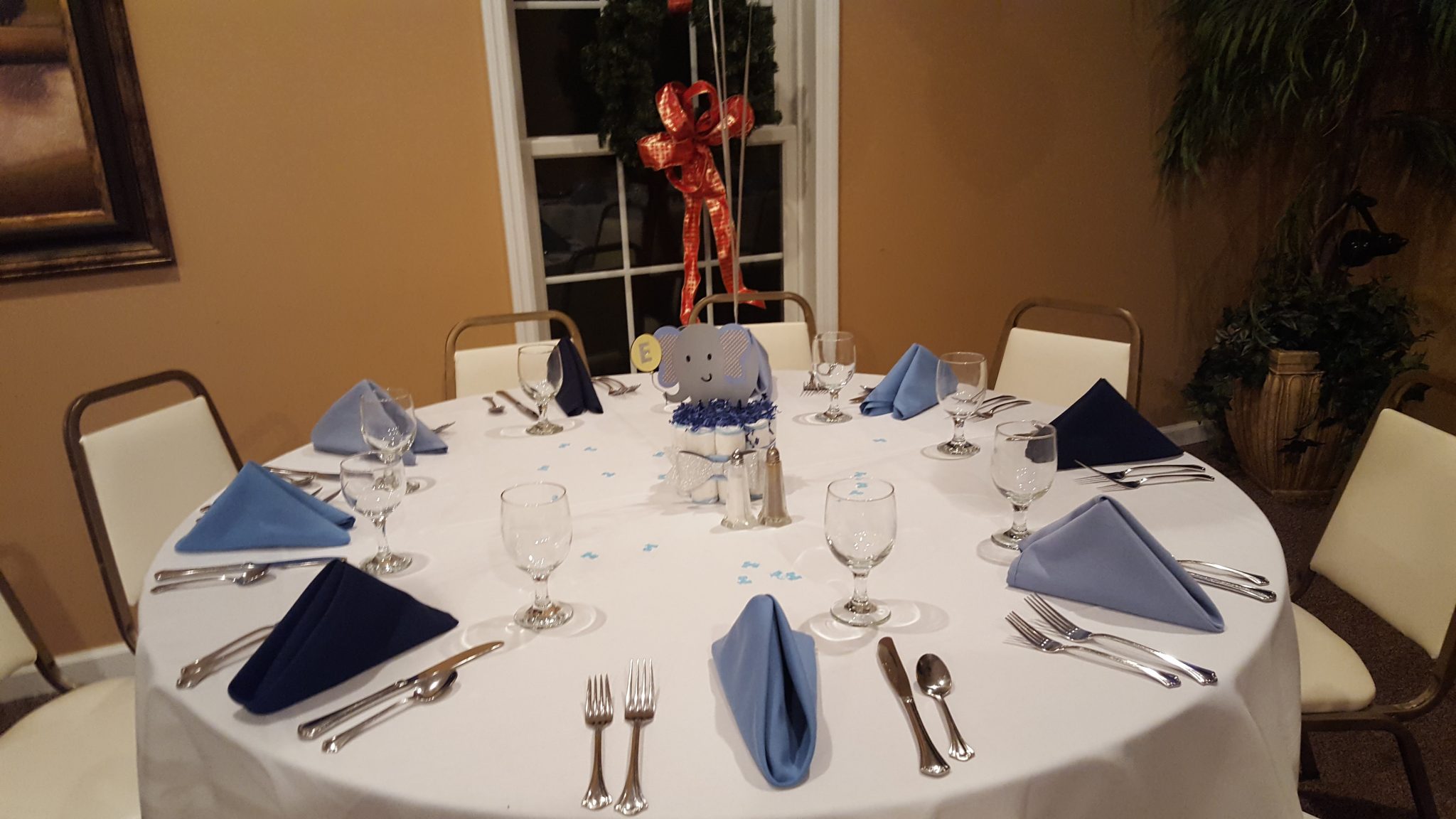 table with blue ornaments
